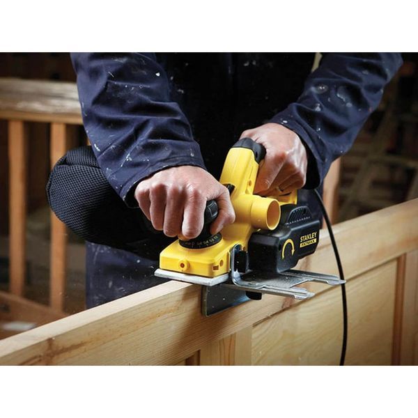 Электрорубанок Stanley Fatmax FME630K-QS 526139 фото