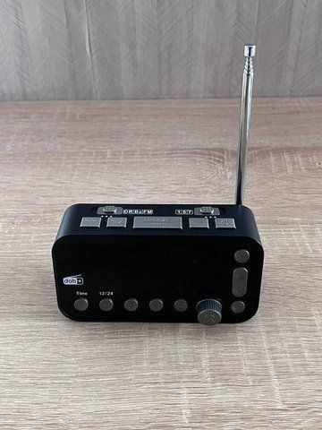 Настольный радиобудильник DAB+ Alarm Clock Radio 10001568 фото