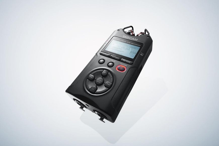 Цифровой диктофон Tascam DR-40X 370485 фото