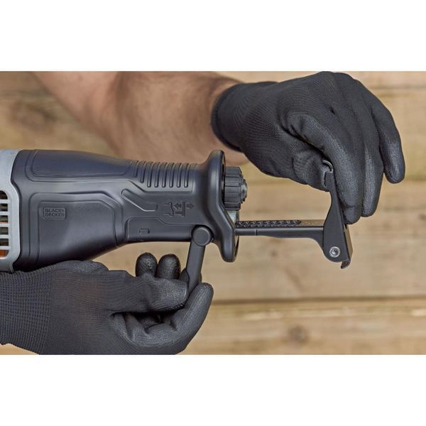 Шабельна пила Black+Decker BES301K 530572ua фото