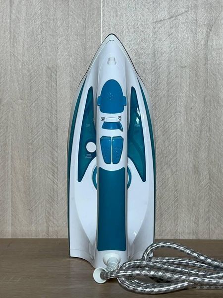 Утюг RUSSELL HOBBS 20562-56 10001037 фото