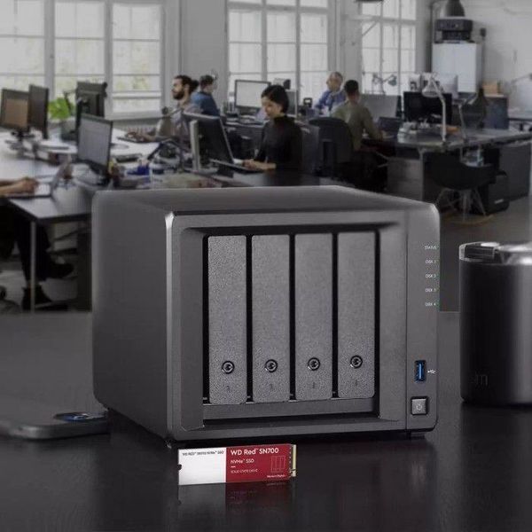SSD накопитель WD Red SN700 4 TB (WDS400T1R0C) 360236 фото
