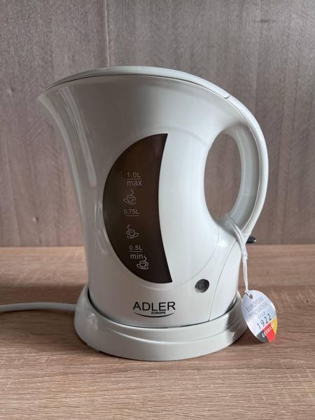 Электрочайник Adler AD03 10001205 фото