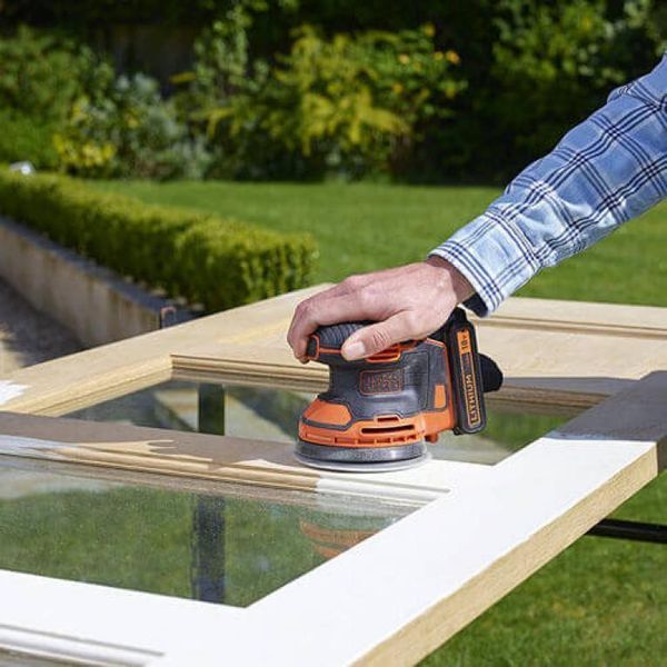 Вібраційна шліфмашина Black+Decker BDCROS18N 530770 фото