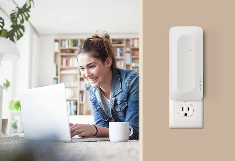Усилитель Wi-Fi Netgear EAX17 621130 фото